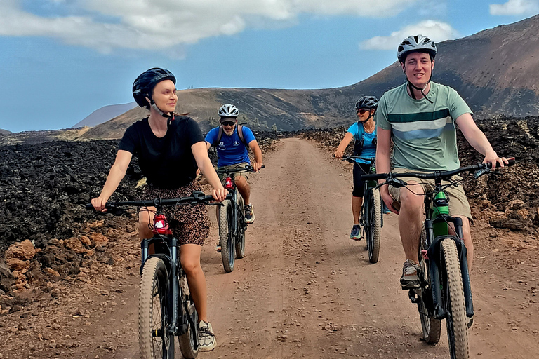 Lanzarote: Guided ebike tours of the Timanfaya volcanoes