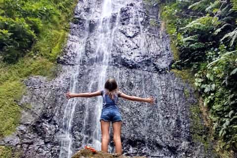 Journée privée à Moorea : randonnées, accrobranche & déjeuner tout inclus