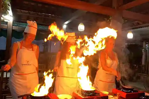 Clase de Cocina Vegetariana con una Familia Local en Hoi An