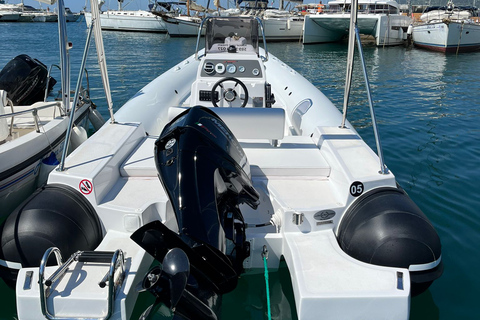 Boat rental in Salerno (no driving license required)