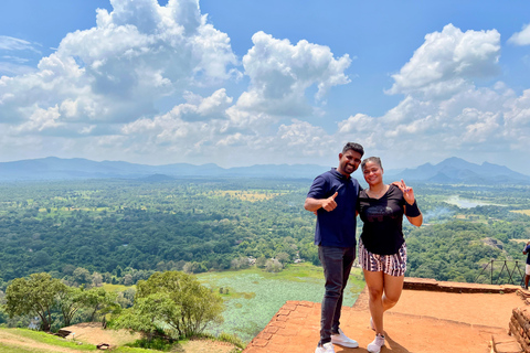 private tour guide in Sri lanka : 5 Days Tour Package