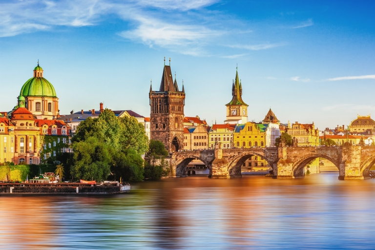 Praag: historische rondvaart van 45 minuten en lekkernijen