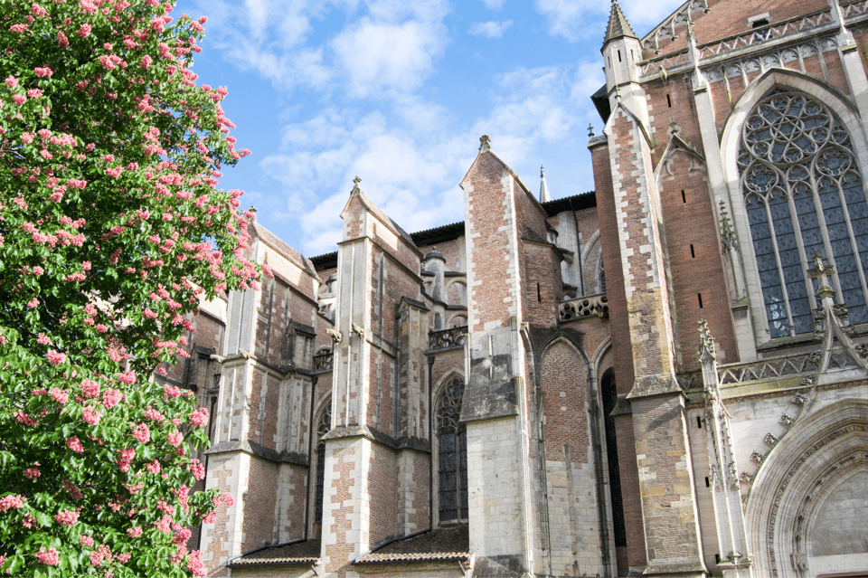 Toulouse Första Discovery Walk och Reading Walking Tour GetYourGuide