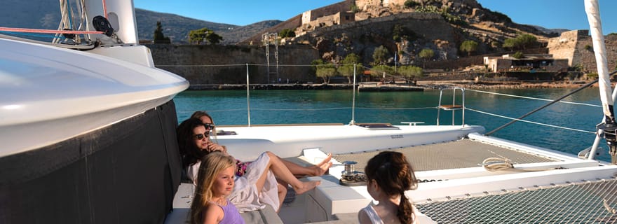 Agios Nikolaos : catamaran de luxe vers Spinalonga avec déjeuner