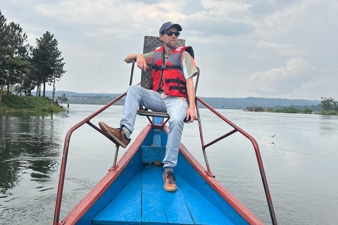 Jinja Day Trip with Boat Ride on Lake Victoria & River Nile