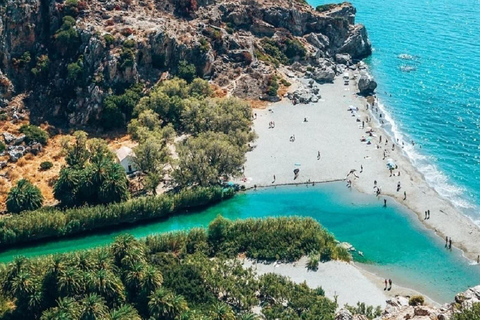 Excursion privée en jeep dans les gorges de Kourtaliotiko, à Preveli et au village de SpiliVisite de groupe à Kourtaliotiko, à la plage de palmiers de Preveli et au village tra
