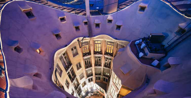 Barcelona: La Pedrera Night Experience photo 15