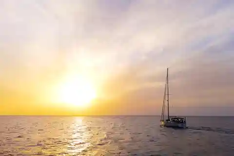 Kissamos: Balos Lagoon Sunset Sailing Cruise