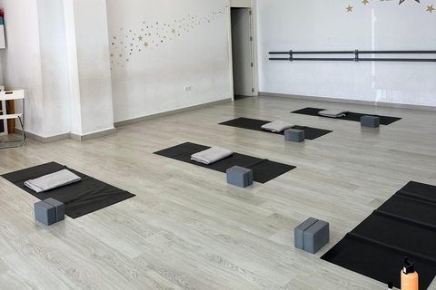 Jávea: Candlelit Yoga, Meditation & Journaling (English)