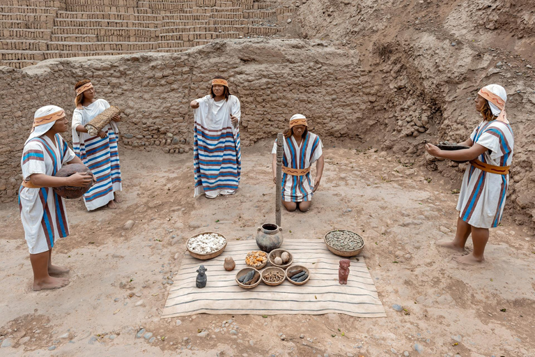 Lima: Huaca Pucllana Site Museum Private Tour with Tickets 2-hour: Pucllana Museum Evening Tour