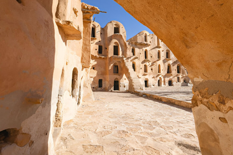 Djerba: 3-Day Sahara Desert and Dahar Mountains Hike