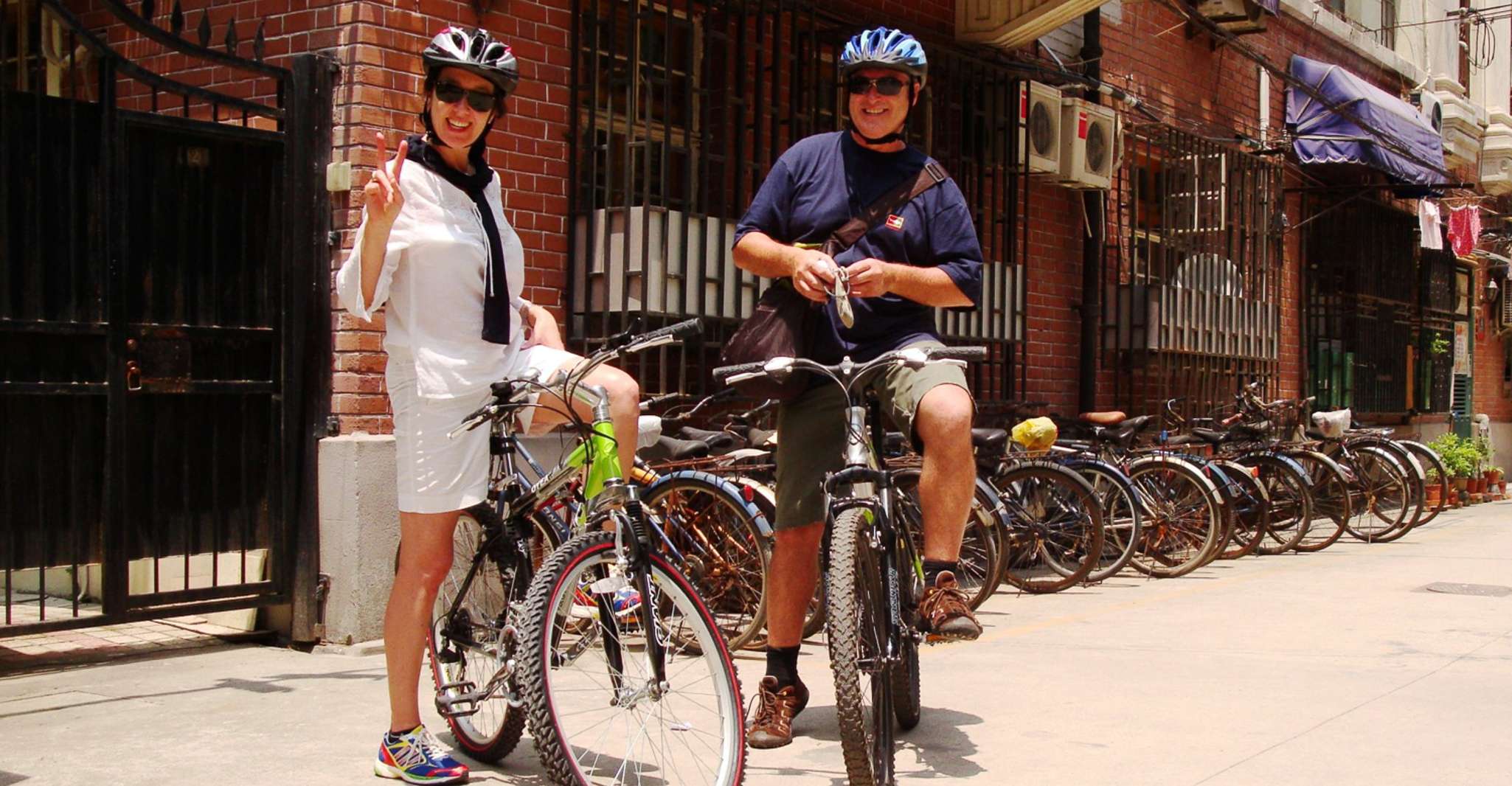 Shanghai: Half-Day Biking and Local Food Tour photo 5