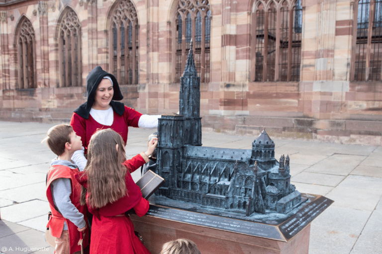 Immersive guided tour of Strasbourg in the 15th century