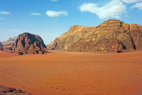 瓦迪拉姆沙漠探险之旅：超越地平线2-Hour 4x4 Safari