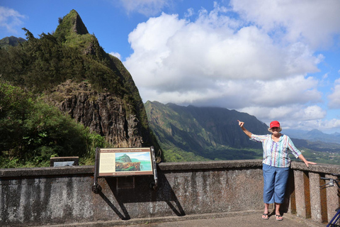 Oahu: Circle Island Tour on a full day or two half days NORTH LOOP - Half-Day: North Shore and Island Flavors.