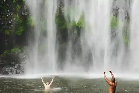 Moshi : Visita à cascata de Materuni e ao café com almoço