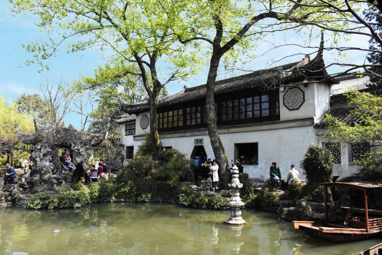 Shanghai: Private Day Tour to Suzhou by Bullet Train