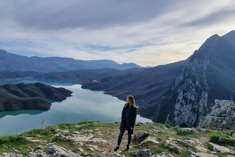 Excursión de un día a Gamti, Lago Bovilla y Kruja desde Tirana