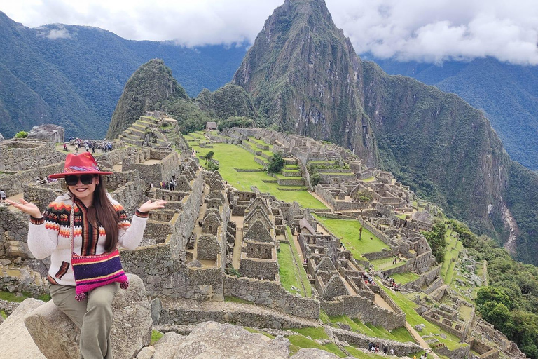 Cusco: Machu Picchu from Cusco by Train Cusco: Andean Marriage and Machu Picchu from Cusco by Train
