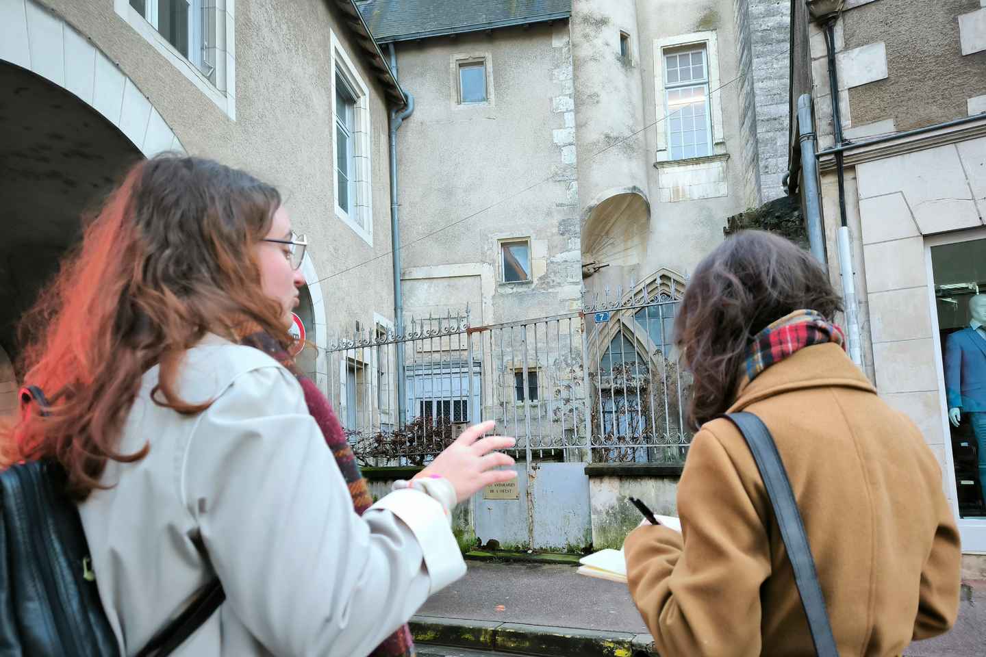 Poitiers: Eleanor of Aquitaine Walking Tour