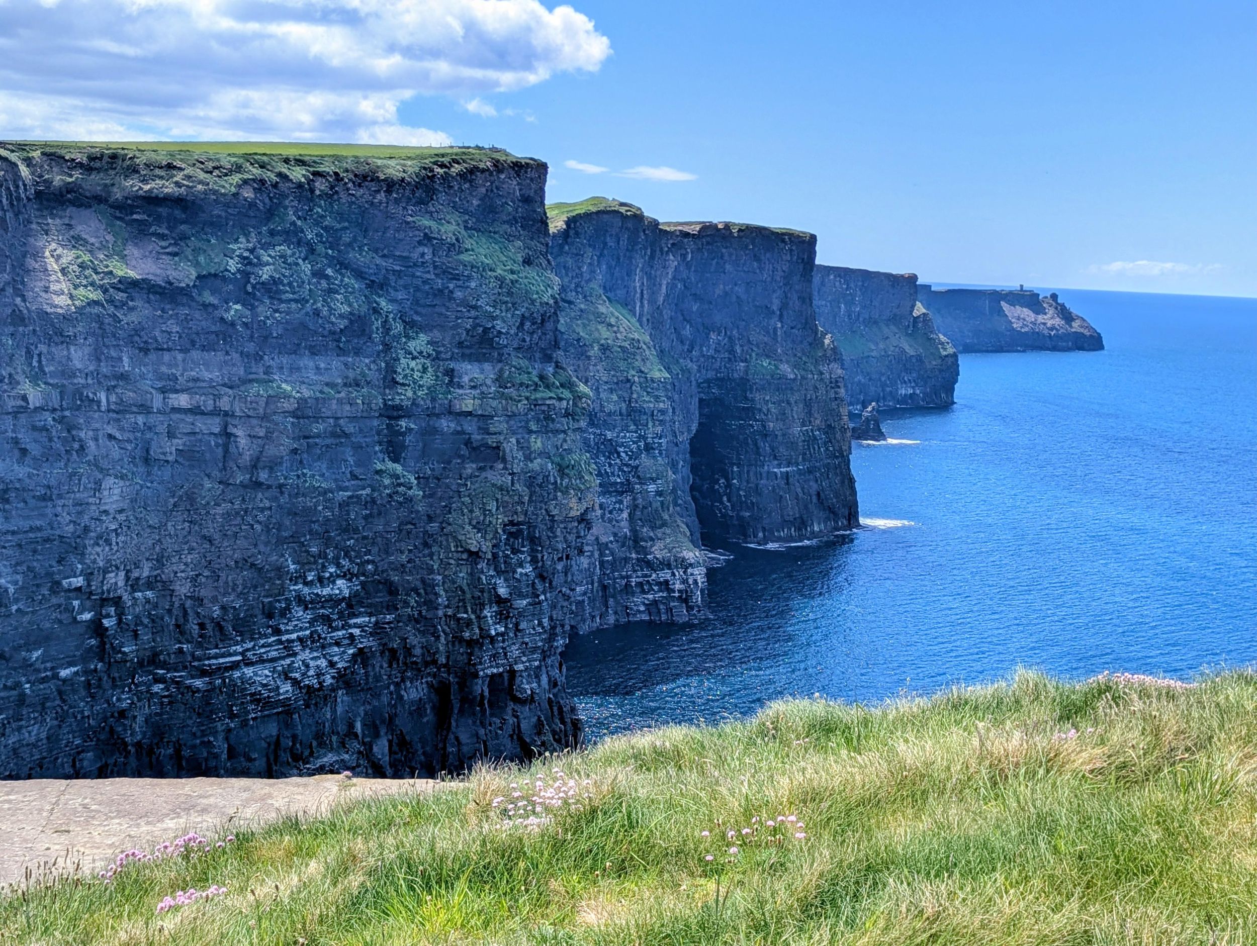 Dublin: Private Luxus-Tagestour zu den Cliffs of Moher