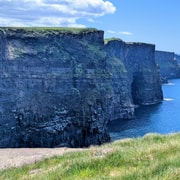Dublin: Private Luxury Day Tour to the Cliffs of Moher