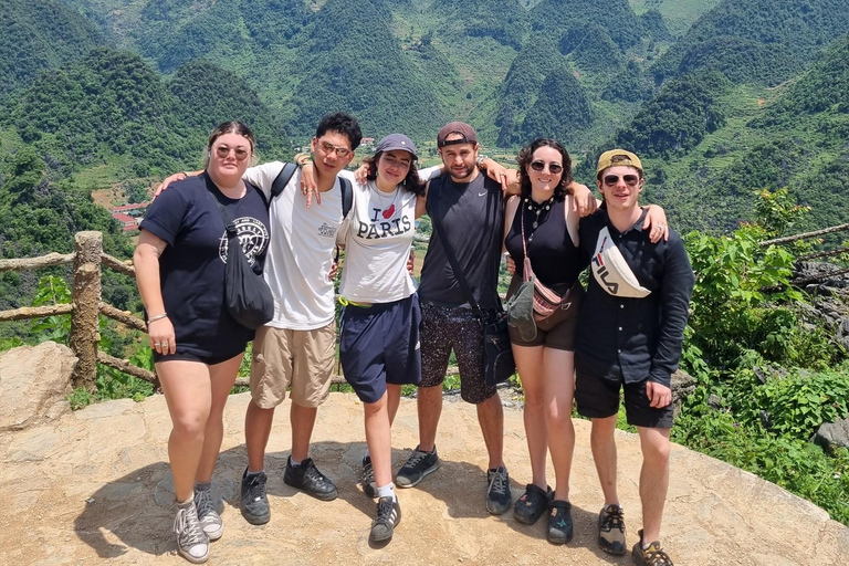 Circuit de luxe de 3 jours à moto à Ha Giang avec Easy Rider