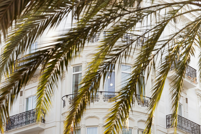 Valencia: Private Lifestyle & Relocation Tour with Transport