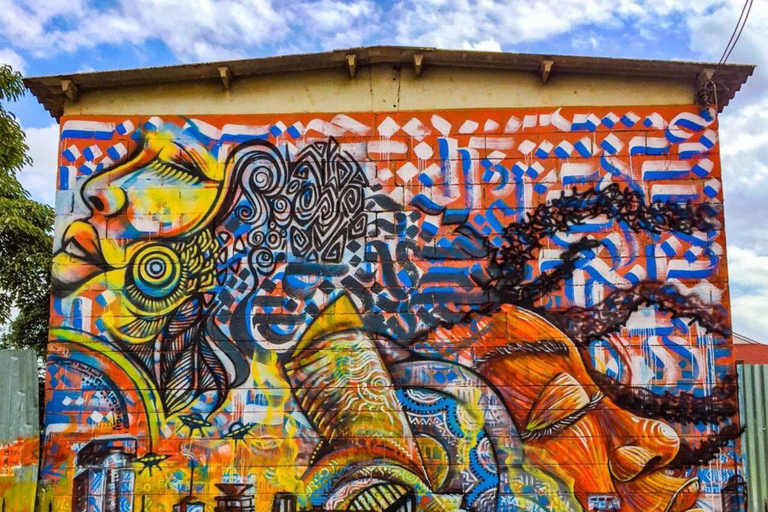 Nairobi: Kangemi Street Art Tour with Hotel Pickup