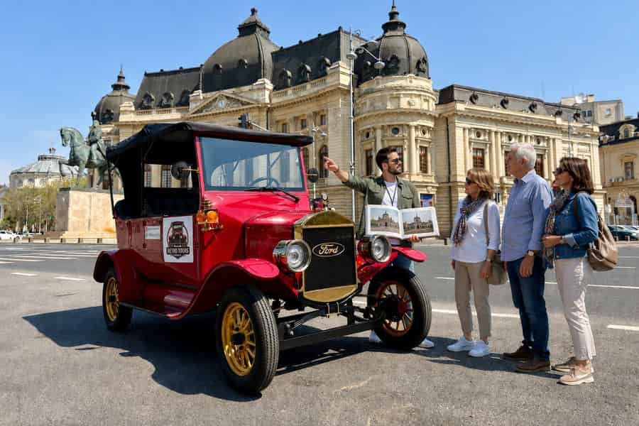 Bukarest: Private Städtetour mit einem Elektro-Retroauto. Foto: GetYourGuide Bukarest: Private Städtetour mit einem Elektro-Retroauto. Foto: GetYourGuide
