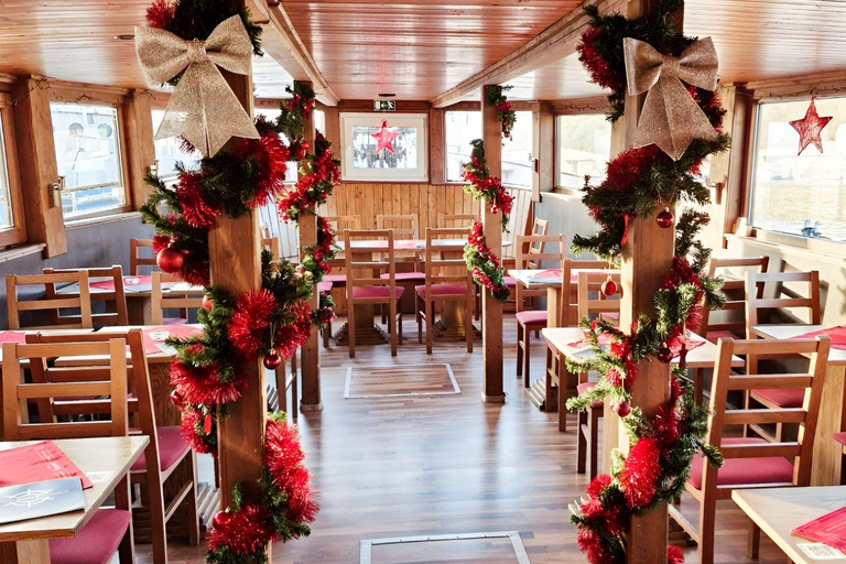 Prague: 1-Hour Prosecco Party Cruise with Unlimited Prosecco