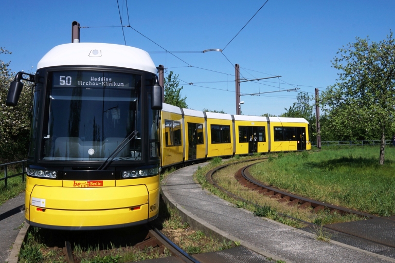 Berlijn: BVG-kaartje voor openbaar vervoerOntdek Berlijn met toegang tot het openbaar vervoer van BVG