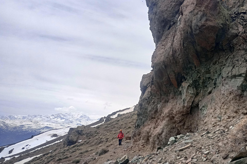 Piuquencillo 4047m Summit: Mountaineering ( 2 days)