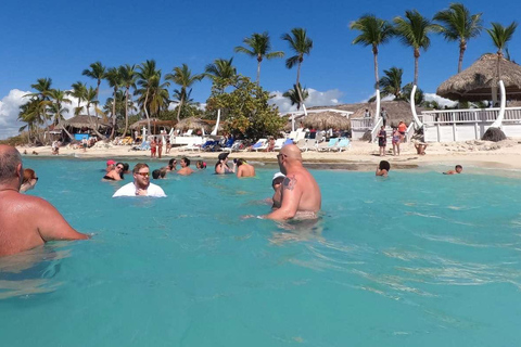 Punta Cana: viagem de snorkeling à Ilha Catalina com almoçoPunta Cana: Passeio de snorkeling na Ilha Catalina com almoço