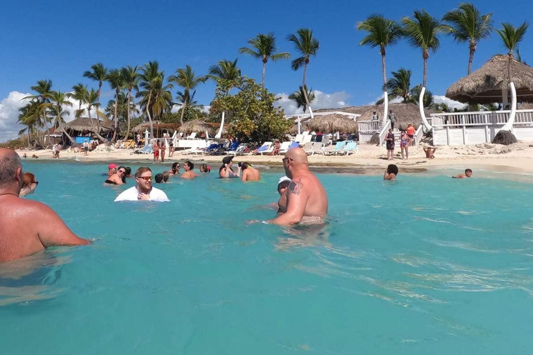 Punta Cana: viagem de snorkeling à Ilha Catalina com almoçoPunta Cana: Passeio de snorkeling na Ilha Catalina com almoço