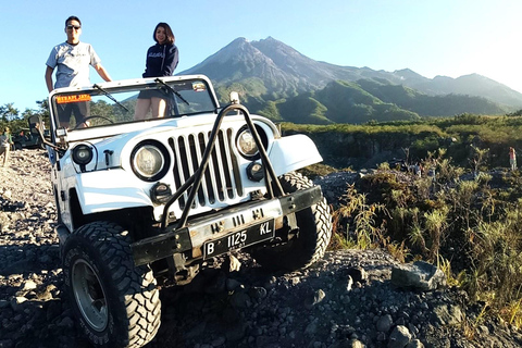 Yogyakarta forsränning och Merapi-vulkanen Jeep Tour