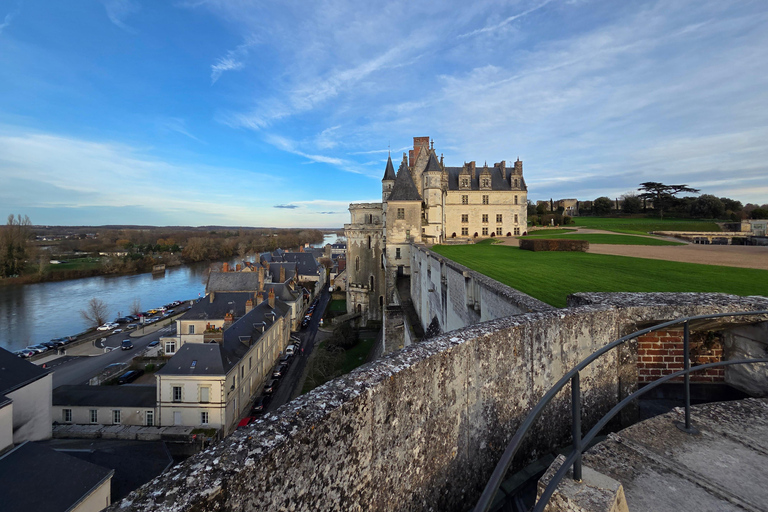 Loire Valley Wine Tour from Paris: 2 Wineries & 10 Tastings Premium Option