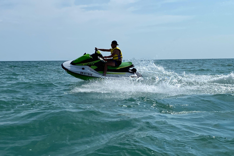 Toronto: Jet Ski Guided Tour with Training Session Toronto: Jet Ski Guided Tour with Training Session