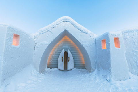 Rovaniemi: Visita al Hotel Nieve Ártica con traslado