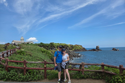 Excursión al atardecer por la isla de JejuExcursión al atardecer en la isla de Jeju