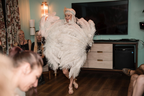 Las Vegas: Immersive 1920s Night Tour with Cocktails & Flask