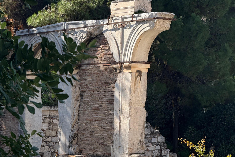 Dieux, héros et vue sur l&#039;Acropole : visite à pied de l&#039;Athènes mythique