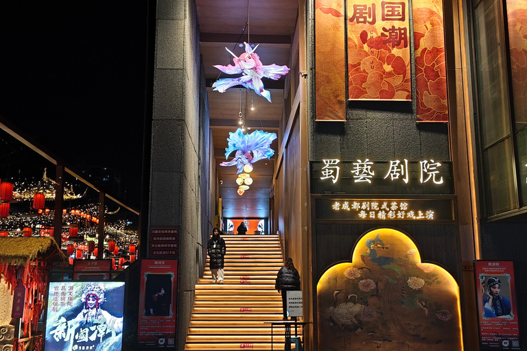 Teatr ShuYi w klasztorze Wenshu: kultura buddyjska i herbata gaiwanTeatr ShuYi Kultura buddyjska z lokalną herbatą Gaiwan