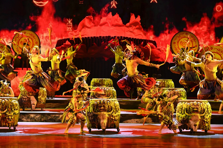 Zhangjiajie & Fenghuang：5-Day 4-Night Group Tours 5-Day 4-Night · Zhangjiajie & Fenghuang · 5-Diamond Hotel