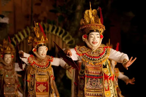 Ubud: Legong, Sacred Sanghyang & Ramayana Ballet Show Bilet wstępu