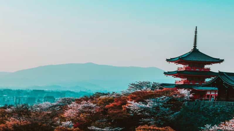 Osaka : Must-see & Hidden Gems Walking Tour