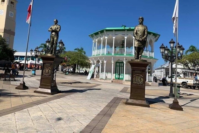 Tour de la ciudad de Puerto Plata a Cala Ámbar y Bahía TaínaTour de la ciudad de Puerto Plata a Cala Ámbar y bahía Taína