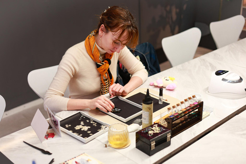 Seoul: Mother-of-Pearl Jewelry Workshop in Myeong-dong Option B: Wearable Memory (Hanbok Accessory)