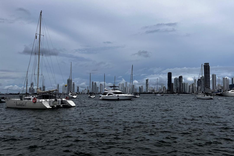 Passeio de bicicleta ao pôr do sol com visita à baía de Cartagena e GetsemaníPasseio de bicicleta ao pôr do sol com visita à Baía de Cartagena e Getsemaní