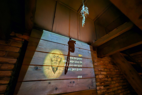 Sangre, Lágrimas e Independencia: Recorrido por la Oscura Historia Colonial de CoreaTour a pie en grupo, encuentro en la salida 5 de la estación de Dongnimmun 9:30 h